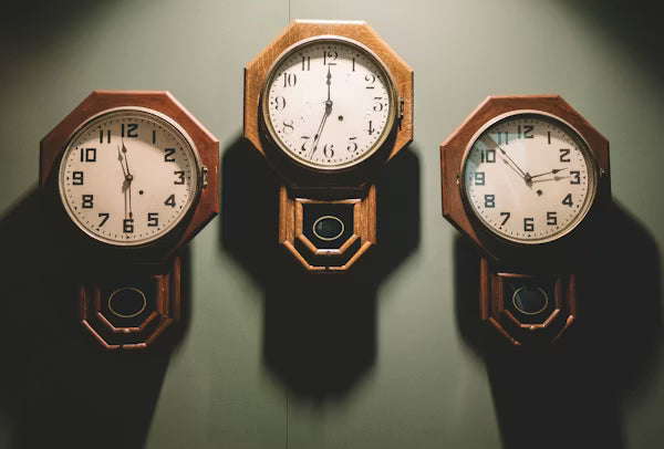 Modern wall clock for stylish home decor